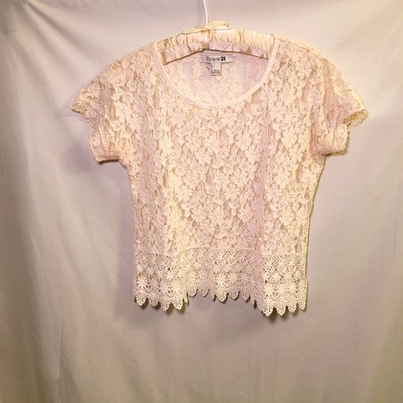 Crop lace shirt(SOLD elsewhere) - Picture 1 of 3